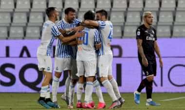 Милан  сыграл вничью с командой  СПАЛ