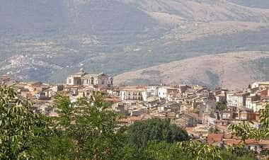 Пратола-Пелинья