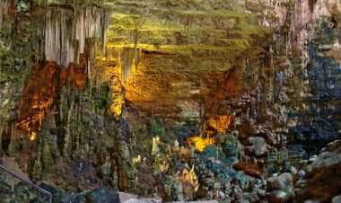 Кастеллана-Гротте