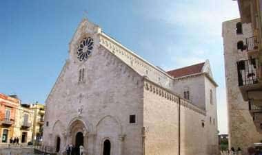 Руво-ди-Пулья