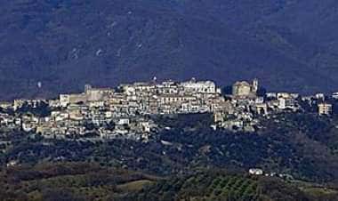 Монтальто-Уффуго