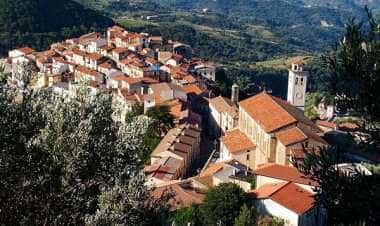 Сан-Пьетро-ин-Гуарано