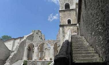 Сант-Анджело-деи-Ломбарди