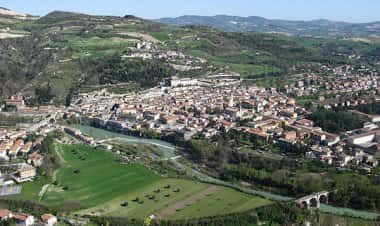 Фоссомброне