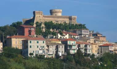 Аквавива-Пичена