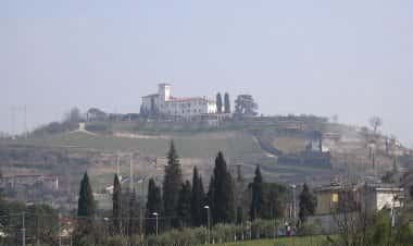 Кароббьо-дельи-Анджели