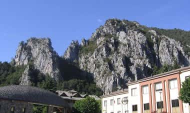 Пьяццаторре