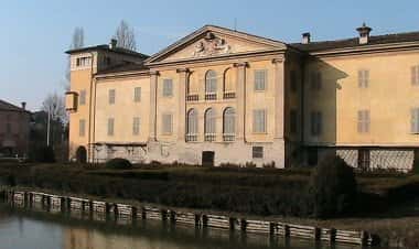 Торре-де-Пиченарди