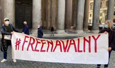 В Риме прошел митинг в поддержку Навального