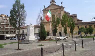 Казальпустерленго