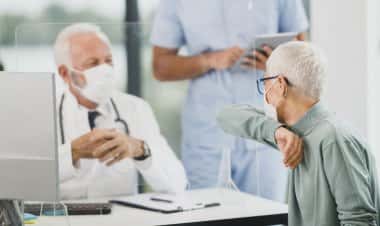 Итальянского врача обвиняют в убийстве пациентов