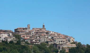 Кастель-Адзара