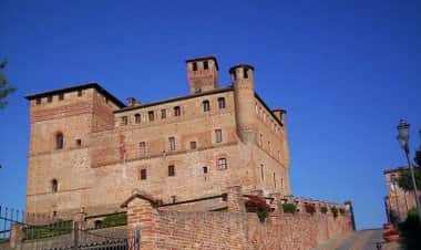 Гринцане-Кавур