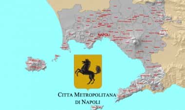 Неаполь  метрополитенский город
