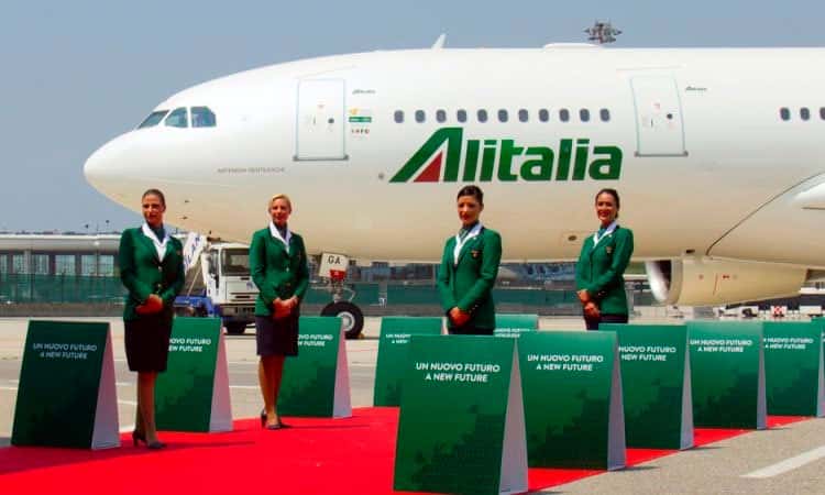 Сотрудники  Alitalia получат деньги