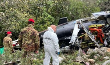 При падении вертолета погибли семь человек