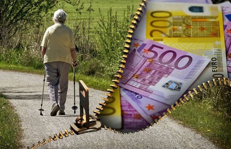 Как сиделке не остаться без пенсии в Италии